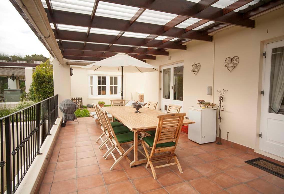 Majini Guesthouse Sweet Valley Exterior foto